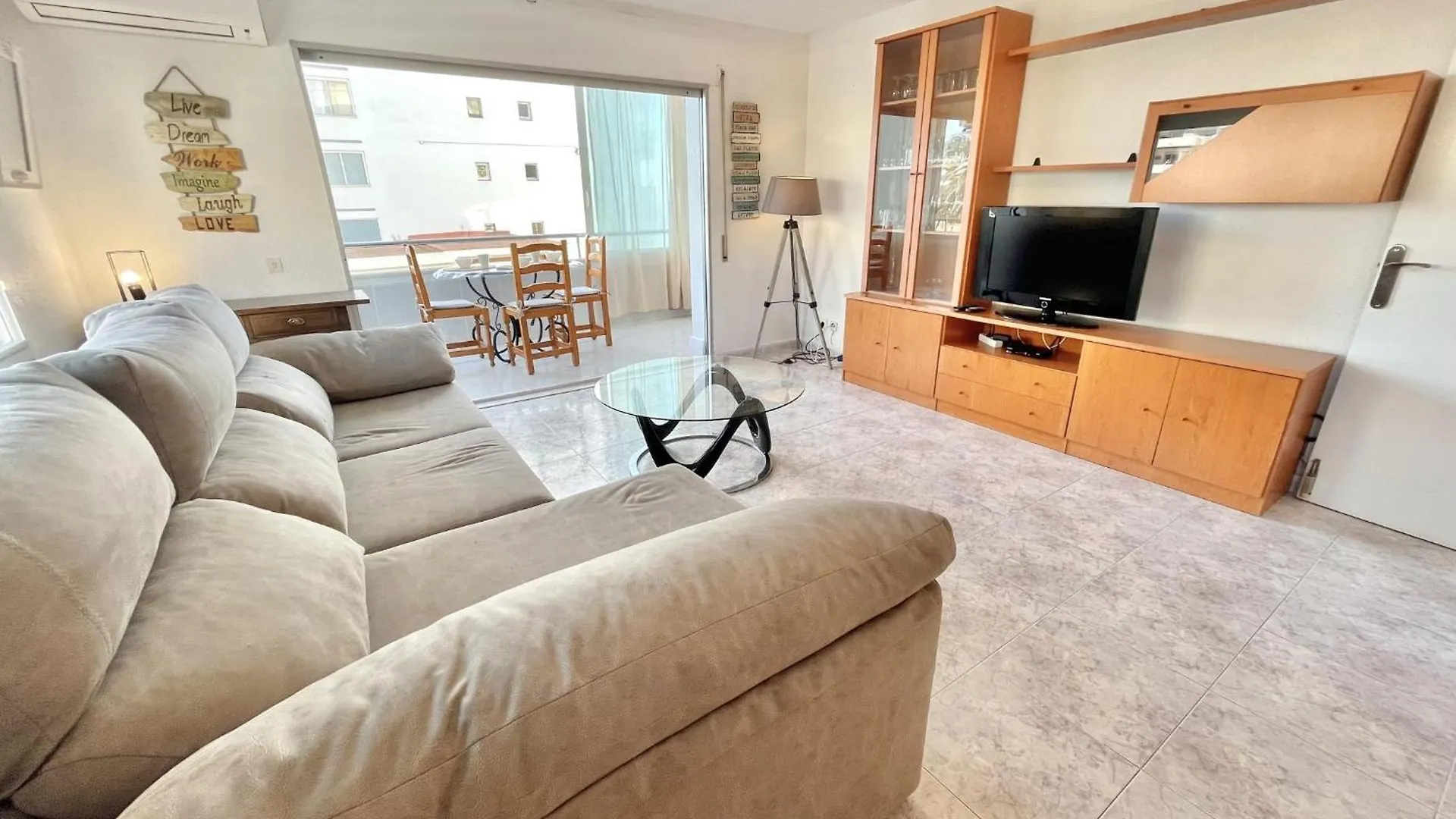 Florida Apartment Roses 0*,  Spain